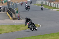 Vintage-motorcycle-club;eventdigitalimages;mallory-park;mallory-park-trackday-photographs;no-limits-trackdays;peter-wileman-photography;trackday-digital-images;trackday-photos;vmcc-festival-1000-bikes-photographs